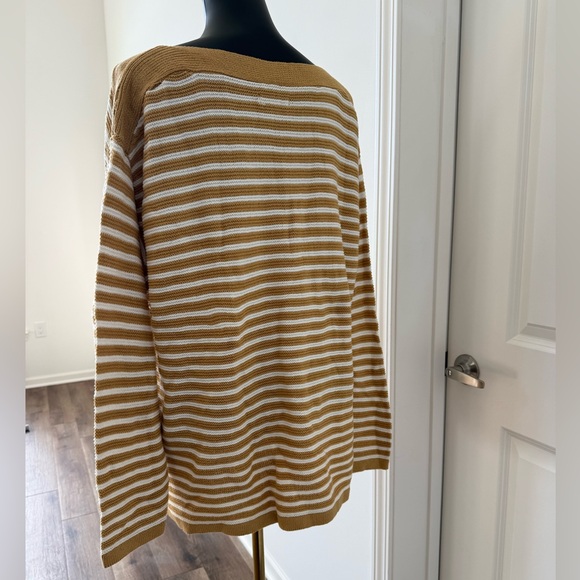 Croft & Barrow Women's Tan and White Striped Sweater - Picture 3 of 8